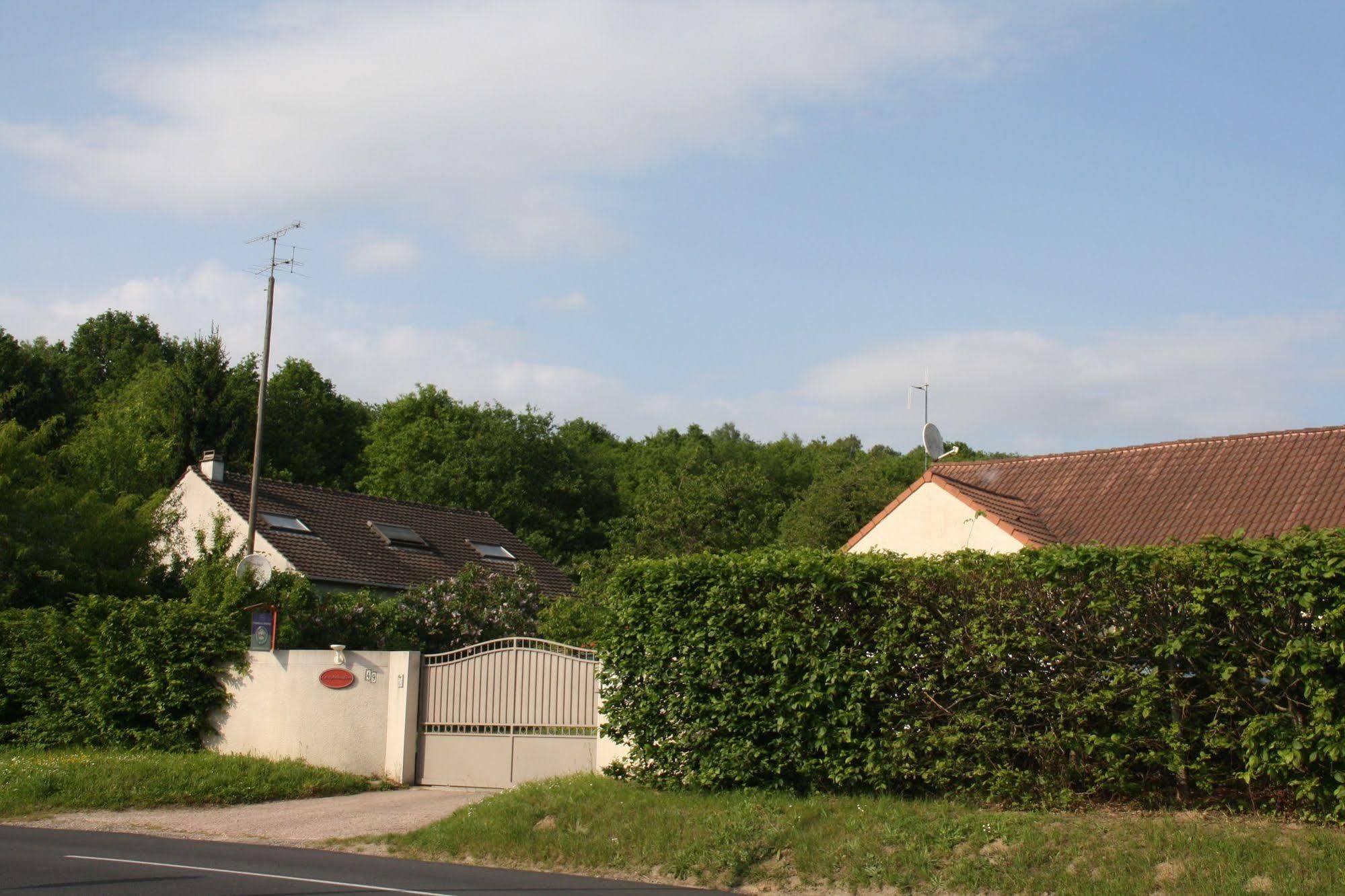 La Raimbaudiere Bed & Breakfast Guigneville-sur-Essonne Eksteriør bilde